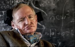 El mensaje se envió coincidiendo con el entierro de las cenizas de Hawking en la abadía de Westminster, y en dirección al agujero negro más cercano a la Tierra