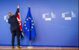 En el peor de los escenarios, con aranceles de importación elevados y altas barreras regulatorias, el coste para la economía británica podría llegar a £ 27.000m