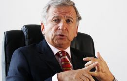 El ministro de Hacienda Felipe Larraín se reunió con representantes de la agencia calificadora de riesgo Moody's