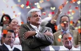 En un mensaje ante miles de simpatizantes Lopez Obrador dijo que se reconocerán los compromisos contraídos con empresas y bancos nacionales y extranjeros