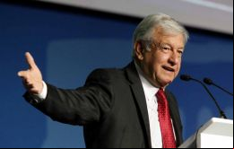 ”Me escribió una carta (...) Carlos Slim, una carta manuscrita, personal, (...) felicitándome y además manifestando su compromiso de invertir en México”