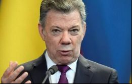 No tengo duda que el nombre de Juan Manuel Santos está tras este atentado, dijo Maduro en una alocución transmitida en cadena de radio y televisión. 