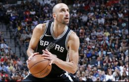 Ginóbili es considerado el mejor jugador de baloncesto en la historia argentina y uno de los deportistas más reconocidos de ese país