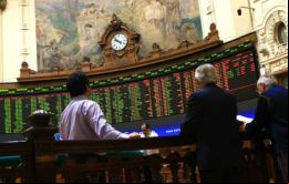 Las acciones de Latam -de gran ponderación en el IPSA- ascendieron un 3,63%, a 6.489,50 Pesos chilenos