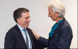 Más que una foto, todo un mensaje, el acogedor recibimiento de Lagarde al ministro Nicolás Dujovne