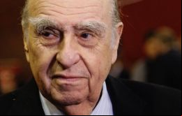 La presencia del por dos veces ex presidente Sanguinetti ha tenido fuerte eco en el sistema político y huestes Coloradas