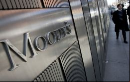 Moody's consideró que el acuerdo con el FMI de Christine Lagarde reduce riesgo de financiamiento, pero advirtió sobre varios puntos que afectan a la economía