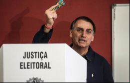 Partidarios de Bolsonaro le pidieron que moderara su mensaje para asegurar la victoria, pero el candidato dijo que se apegará al tono duro que ha empleado