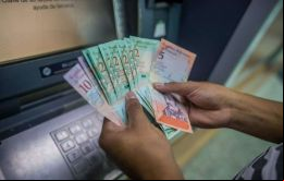 La economía de venezolana se contrajo 14% el año pasado y se espera que se retraiga 18% este año