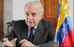 Tenemos un total de 94 personas entre adultos y niños. Tenemos un grupo muy esperanzado de regresar a la patria, dijo el embajador Arévalo Méndez
