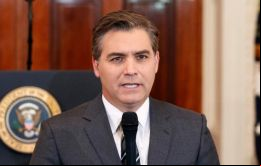 CNN solicita en su demanda que el gobierno devuelva a su corresponsal jefe ante la Casa Blanca, Jim Acosta, la acreditación permanente que le fue retirada