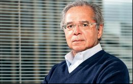 Paulo Guedes, un ex banquero con un doctorado de la Universidad de Chicago, quiere aligerar muchas de las cargas que han afectado a la economía