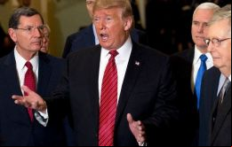 Acabo de salir de la reunión con Chuck y Nancy, una pérdida total de tiempo, indicó Trump en su cuenta de Twitter