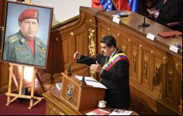 El sueldo que entrará en vigencia el martes equivale a seis dólares en el mercado negro y analistas económicos temen que pierda su valor en unos días