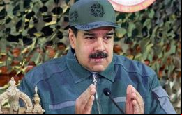 Tengan la seguridad. Se los digo con certeza. Ya yo fui al futuro y volví y vi que todo sale bien y que la unión cívico-militar garantiza la paz y la felicidad