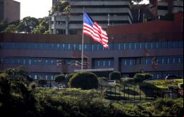 El Departamento de Estado indicó en una alerta de seguridad que ordenó la salida de su personal no esencial