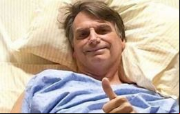 Bolsonaro está siendo sometido a su tercera cirugía desde que un hombre lo apuñaló en el estómago cuando sus simpatizantes lo llevaban en andas 