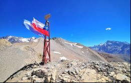 Según la Federación de Empresas de Turismo de Chile (Fedetur), la caída está explicada en gran medida por una menor llegada de argentinos, un 25% menos