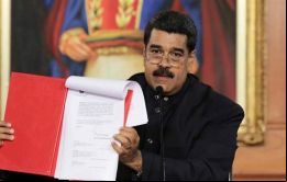 Maduro señaló que le pidió al Pontífice que haga sus mejores esfuerzos para contribuir en el camino del diálogo. Esperamos una respuesta positiva (EFE)