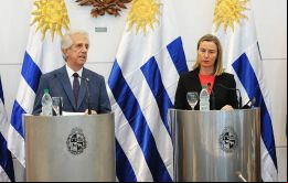“Es fundamental evitar la violencia interna y la intervención externa” mediante elecciones libres y transparentes, conlcuyó Mogherini