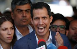 La abuela de su esposa, Fabiana Rosales, tiene 83 años y 35 nietos, según Guaidó, que calificó a su familia política como muy humilde y oriunda de la región andina