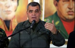 Deberán pasar sobre cadáveres para imponer un gobierno títere, respondió el chavista al presidente Trump y su amenaza.