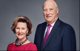 La visita de Harald V y Sonja se extenderá hasta el domingo 31, y se enmarca en la celebración de los 100 años de relaciones diplomáticas entre ambos países 