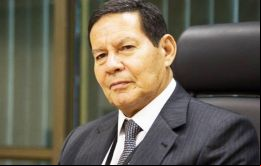 Mourão, referente del ala militar del Planalto, habló sobre la necesidad de hallar un camino para bajar la temperatura política en el país y restablecer el “diálogo”