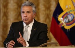 El presidente Moreno le exigió al australiano que cumpliera un protocolo de convivencia en donde estaba prohibido que comentara en público sobre política