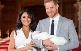 La pareja dijo que el séptimo en la línea de sucesión al trono británico se llamará Archie Harrison Mountbatten-Windsor. 