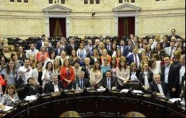  En total, 166 mujeres acceden al Congreso de los Diputados, lo que supone el 47,4% de los escaños, el mayor porcentaje en el parlamentarismo español