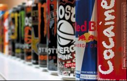 Según la American Heart Association la ingesta de 900 mililitros de una de estas bebidas puede incrementar la presión arterial y perturbaciones en el corazón 