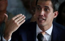 Guaidó señaló a periodistas que informará oportunamente sobre eventuales conversaciones en Oslo, con el Grupo de o y el Grupo de Lima. 