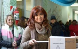 La senadora destacó que no solo ganamos una elección, sino que nos pone optimistas y alegres que muchas argentinas y argentinos decidan que las cosas deben cambiar en la Argentina