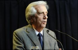 Vázquez dijo que pese a ese descubrimiento se siente bien de salud y no ha notado síntoma alguno y habrá estudios complementarios para un diagnóstico definitivo