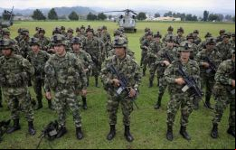 En cuanto a los ejercicios que está desarrollando el régimen venezolano, las fuerzas colombianas se encuentran en alerta especial, dijo el Gral. Luis Fernando Navarro