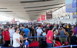 Cabe consignar que la demanda de tráfico de pasajeros se ha duplicado en los últimos ocho años, alcanzando 38 millones de personas en 2018