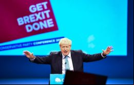 El Times dijo que los ministros habían advertido a Johnson sobre el “grave” riesgo del retorno del Gobierno directo en Irlanda del Norte