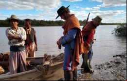 La miniserie aborda cómo su sueño revolucionario de una democracia gaucha y federal, “la revolución dentro de la revolución”, incomodó a diversos poderes<br />
