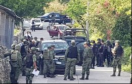 Los hechos se registraron luego que un centro policíaco de Guerrero recibió una llamada anónima que alertó sobre la presencia de hombres armados