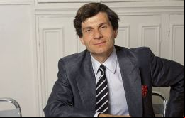 La gente que está protestando en Francia no es la gente más pobre. Y en Chile es igual. La clase media es muy preocupada de perder su posición económica y social. 