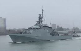 HMS Forth abandona la base naval de Portsmouth en dirección a Falklands