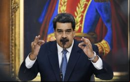  “(...) ese proceso que llaman de dolarización, puede servir para la recuperación y despliegue de las fuerzas productivas del país... gracias a Dios existe”, dijo Maduro