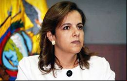 “En unas horas se volverá a presentar una nueva iniciativa en materia tributaria”, dijo la ministra del Interior, María Paula Romo, a una radio local. 