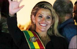 Unos de los proyectos fue enviado al trámite parlamentario por el gobierno interino de la autoproclamada presidenta Jeanine Áñez
