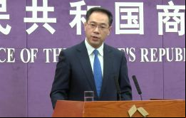  Los equipos económicos y comerciales de ambas partes han mantenido una estrecha comunicación, indicó el portavoz del Ministerio de Comercio Gao Feng. 