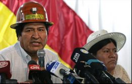 El pueblo boliviano está dolido y nuestras fuerzas armadas, indignadas, afirmó el ex militar y ministro de Defensa, Luis Fernando López