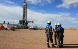 El interés de Shell y Norwegian Equinor llega en un momento crítico para la naciente industria argentina de gas shale bituminoso