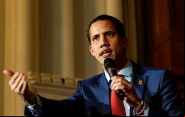 Guaidó habló con la prensa después de reunirse con el secretario general de la Organización de Estados Americanos (OEA), Luis Almagro