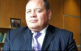  Barry Rowlands dijo que un puerto nuevo es indispensable en apoyo a la economía actual de las Falklands y para su desarrollo futuro